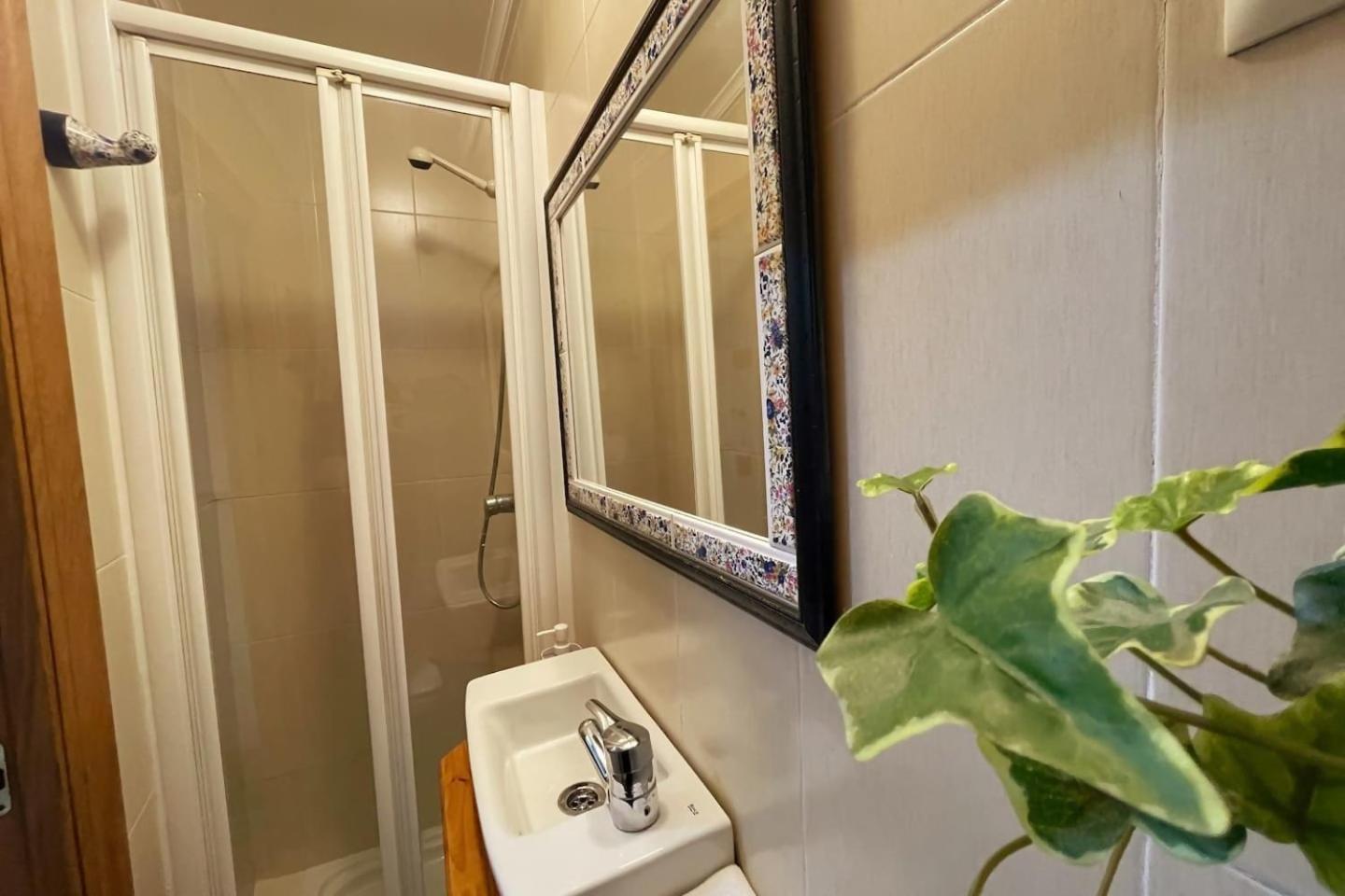 Tranquilo Apartamento Cerca Del Casco Viejo Bilbao Luaran gambar